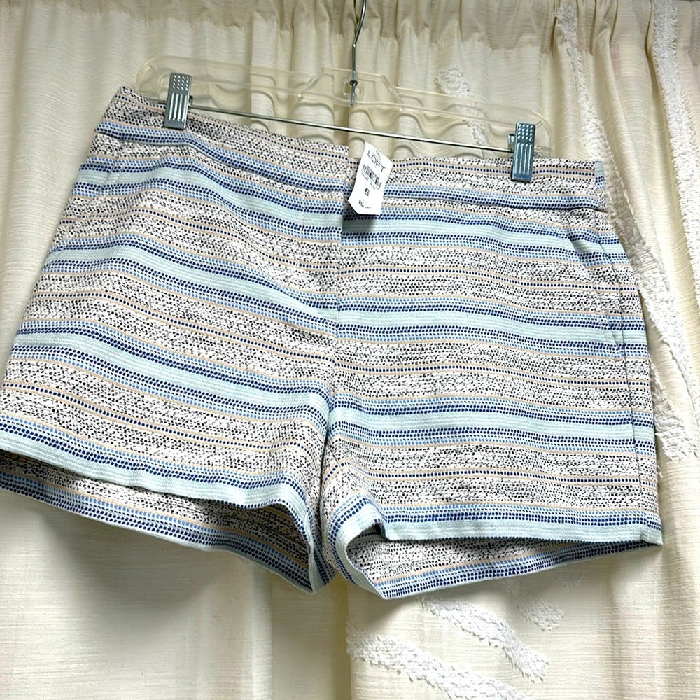 NWT size 6 Loft 4” shorts